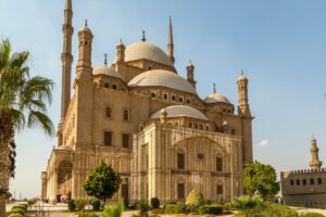 Practical Arabic Phrases for Travelers in Cairo